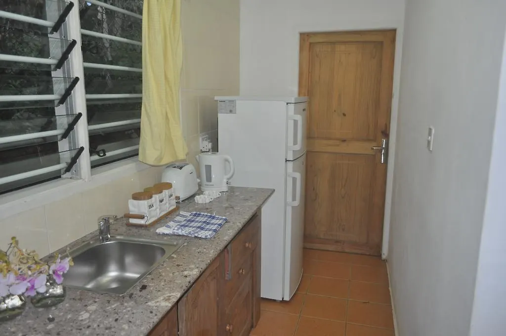 Kokogrove Chalets Anse Royale 0*,
