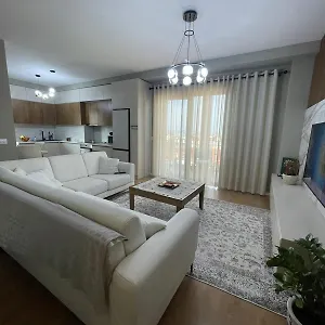 Garden Building Luxury Appartamento Tirana